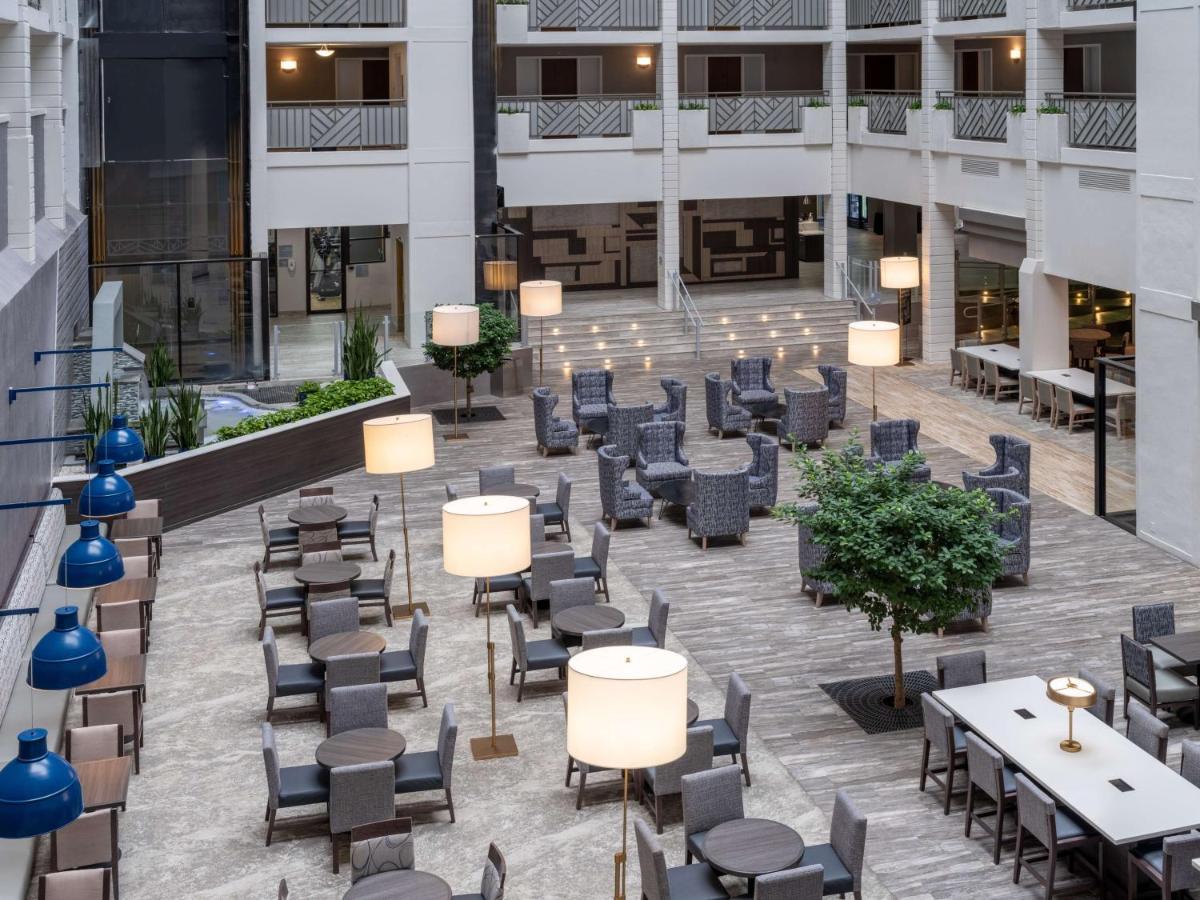 Embassy Suites Baltimore - North/Hunt Valley Exterior photo